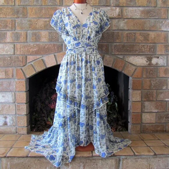 Max Studio | Dresses | Max Studio Long Dress L Ruffled Sleeveless Blue White Asymmetrical Hem | Poshmark Max Studio | Dresses | Max Studio Long Dress L Ruffled Sleeveless Blue White Asymmetrical Hem | Poshmark